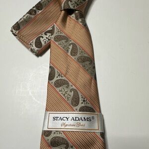 Stacy Adams Men's Tie w/handkerchief- Gold and Brown Paisley